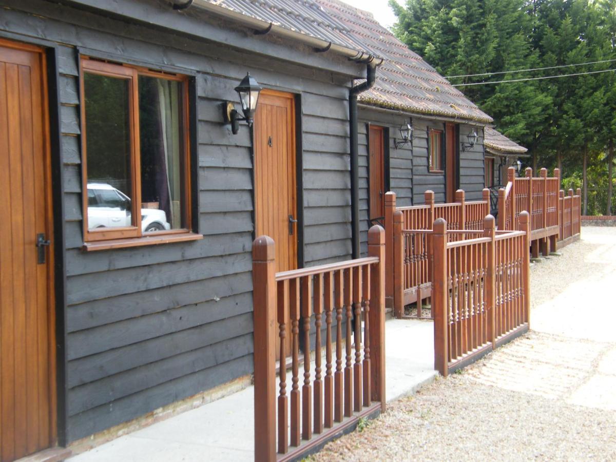 Warmans Barn Hotel Stansted Mountfitchet Room photo