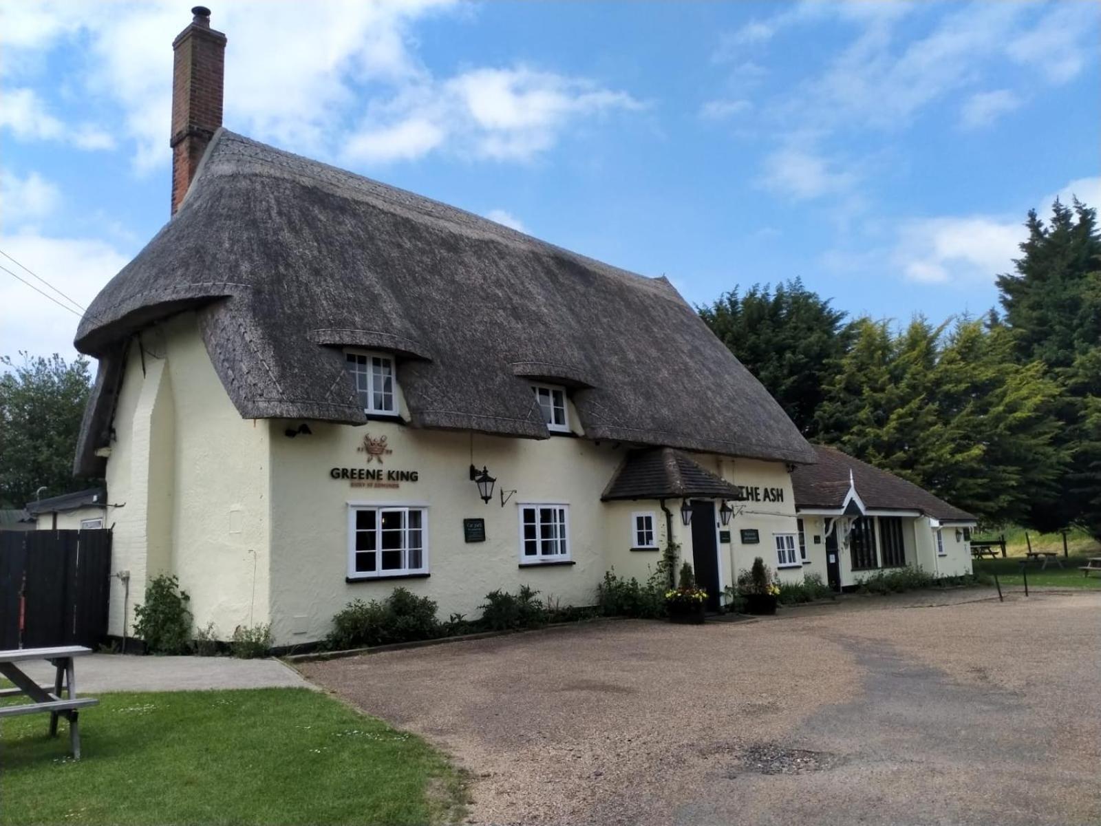 Warmans Barn Hotel Stansted Mountfitchet Exterior photo